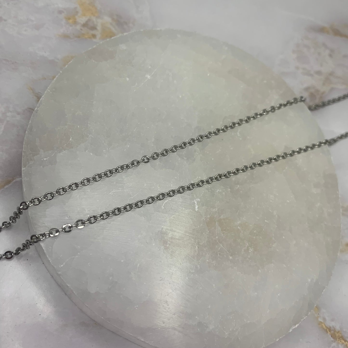 mooie zilveren ketting zonder schakels kort