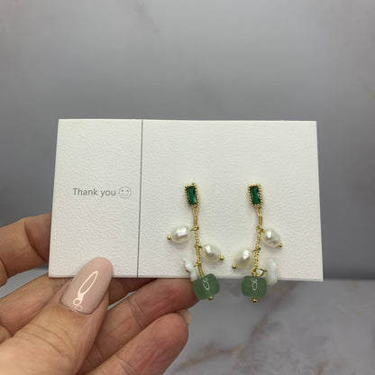 Hetian Jade & Zoetwaterparel Oorbellen – Handgemaakte Spirituele Sieraden