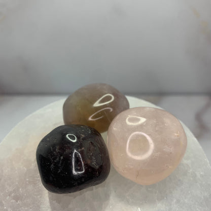 set liefde gepolijste trommelstenen